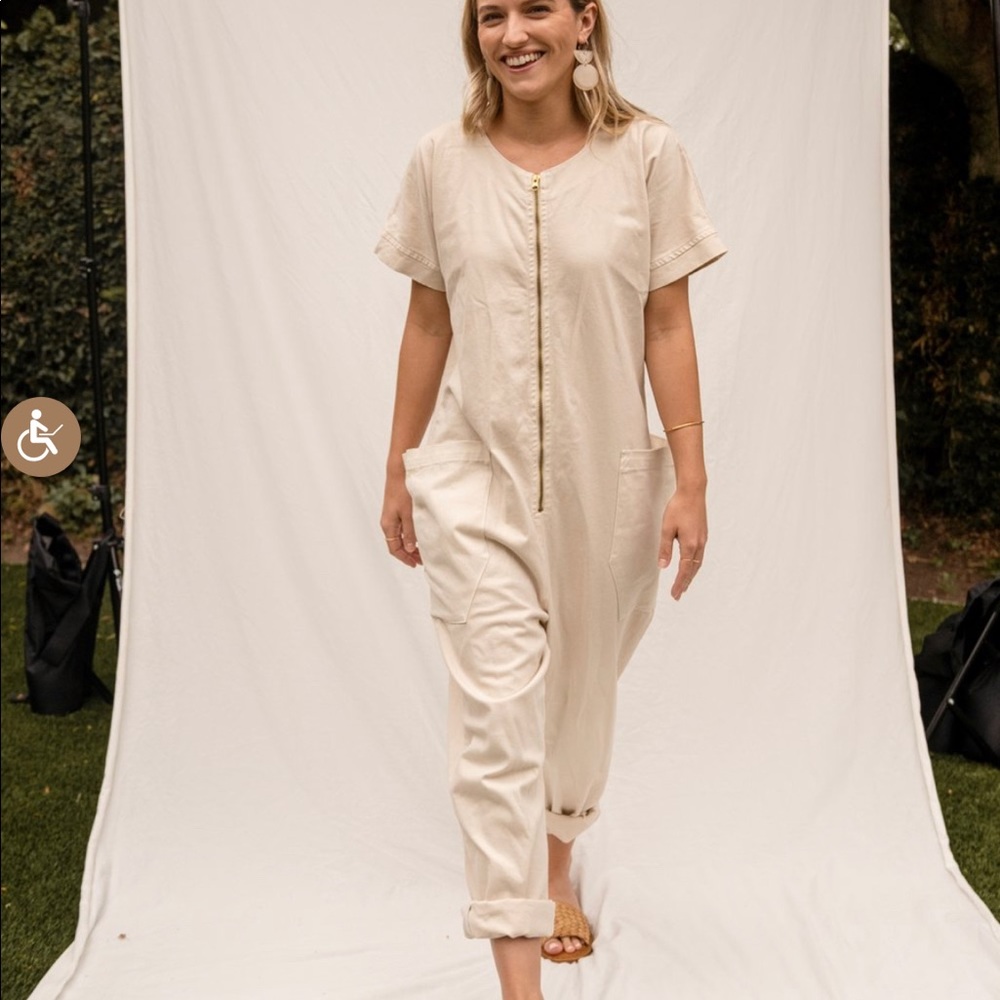 Mien Studios TOGETHER ZIPPER JUMPSUIT Champagne